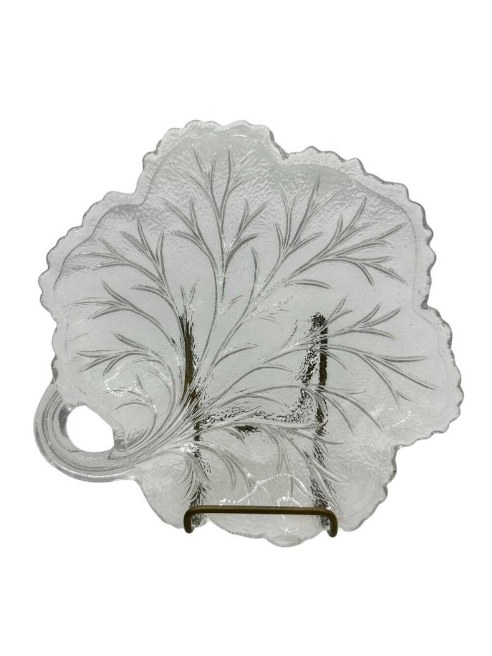 Vintage Clear Glass Leaf Shaped Trinket Candy Or Trinket Dish Decorative 6.5"Dia
